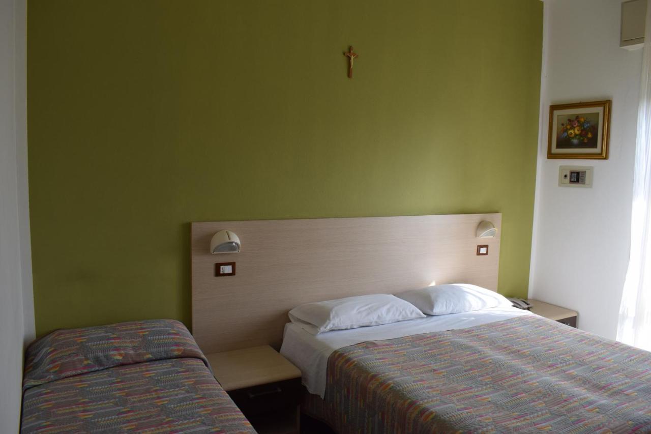 Hotel Gattuccio تْشيزيناتيكو المظهر الخارجي الصورة